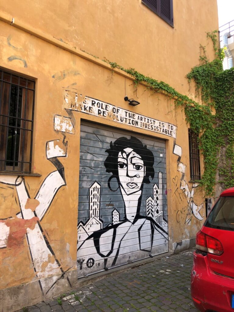 Beautiful Roman Graffiti & Street Art
