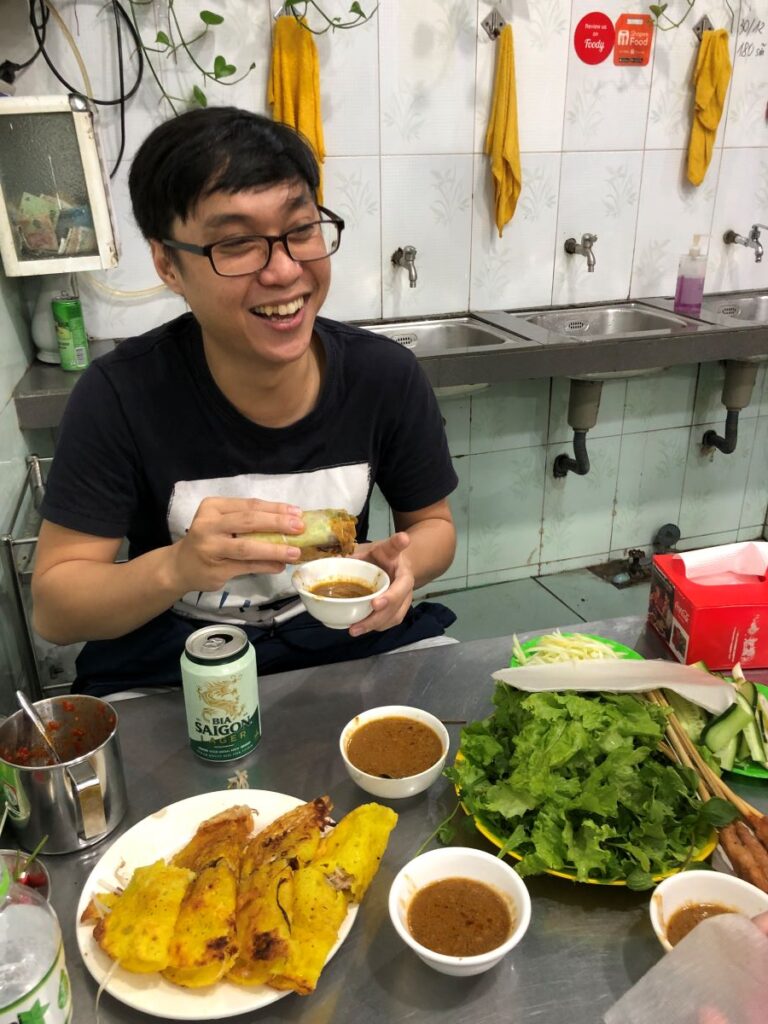 The Scrumptious Da Nang Food Tour with Anh
