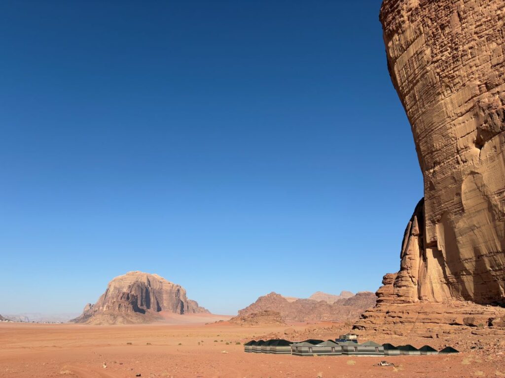 A Great Stay at Wadi Rum Quiet Village Camp
