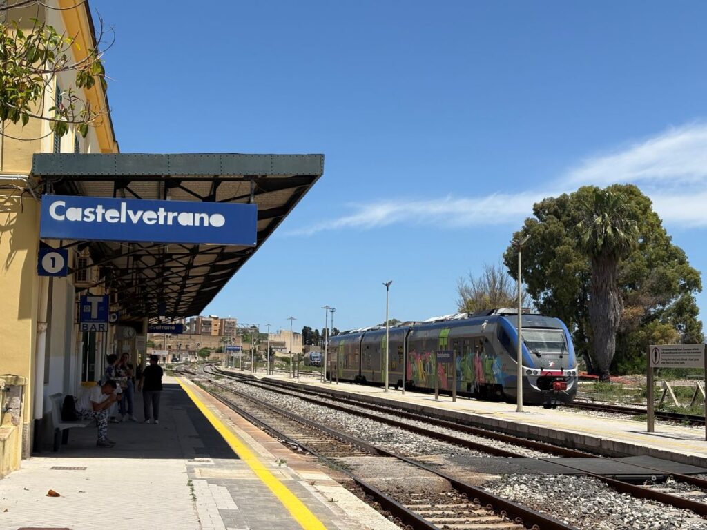 Trenitalia Train from Marsala to Castelvetrano