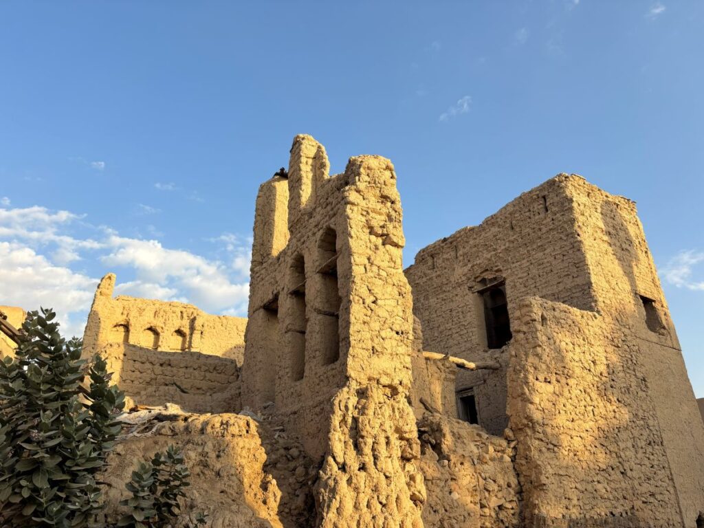 The Amazing Ancient Capital of Oman Al-Okor in Nizwa
