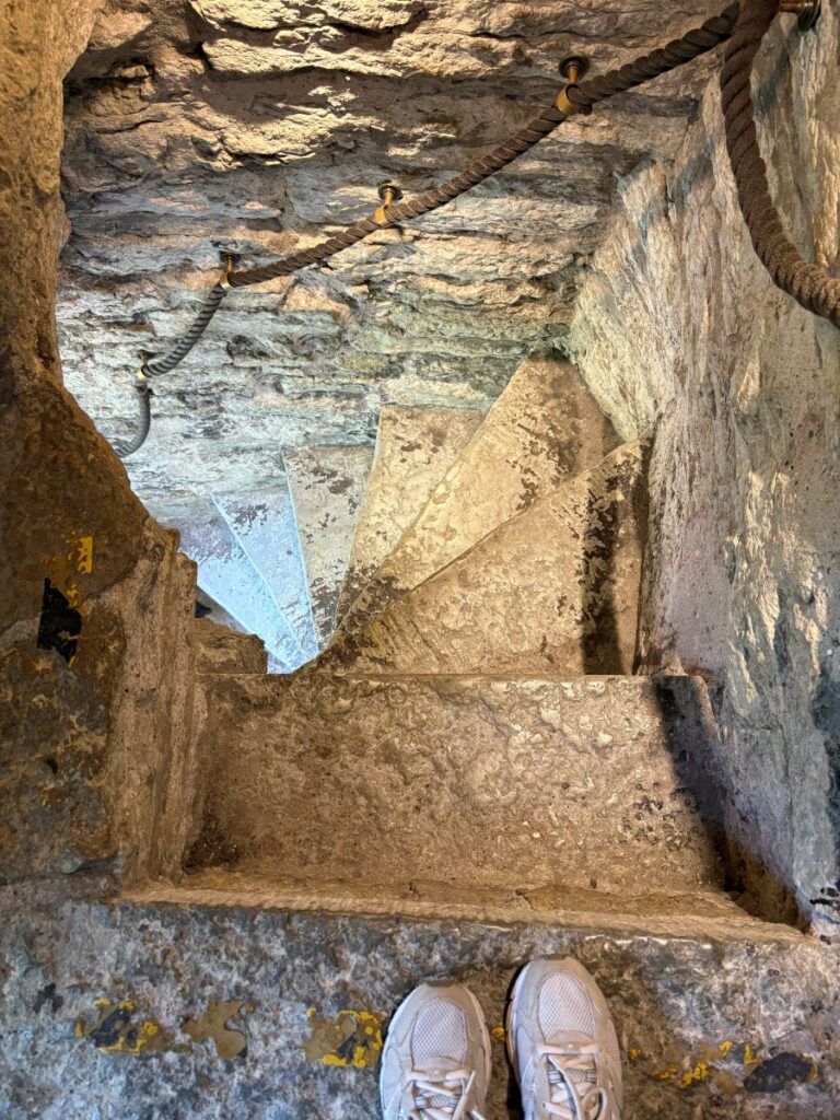 Stable tower