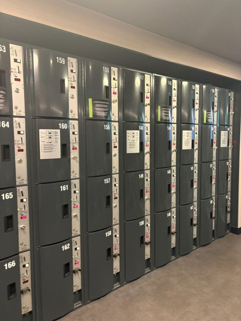 Lockers Megastar