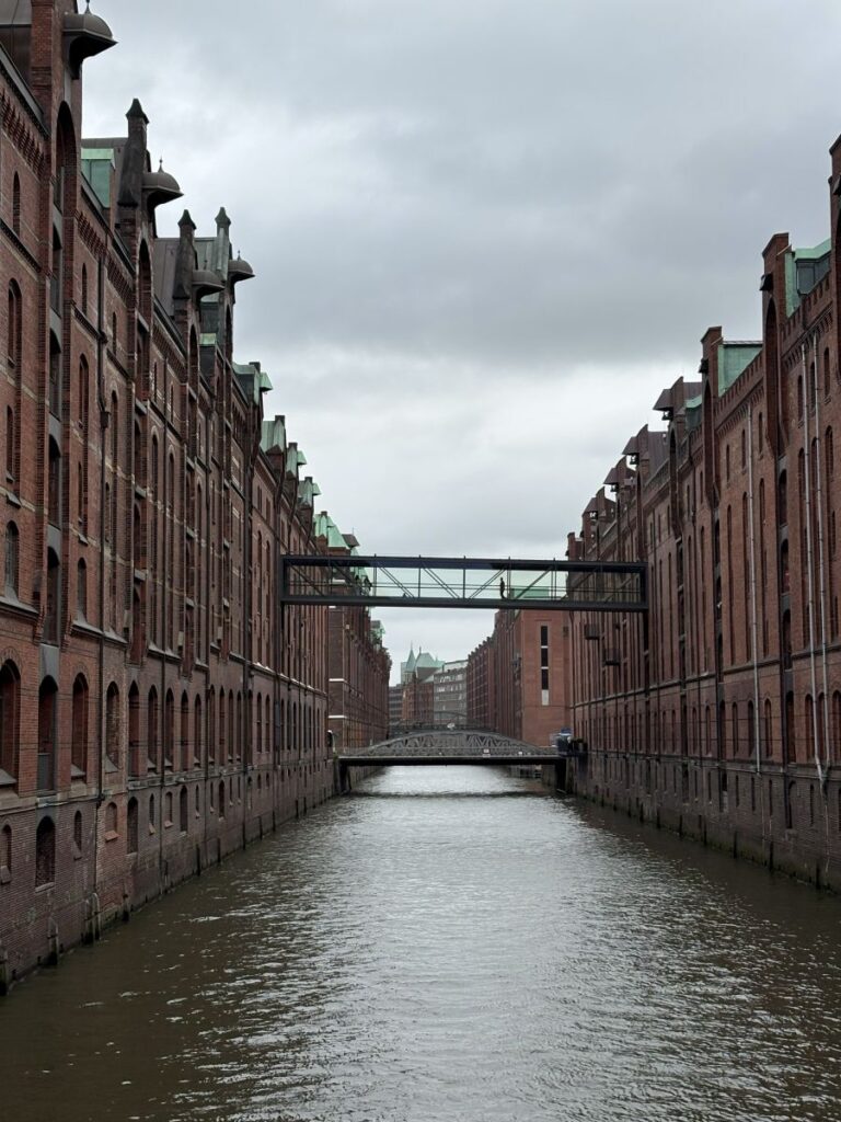 Hamburg canal